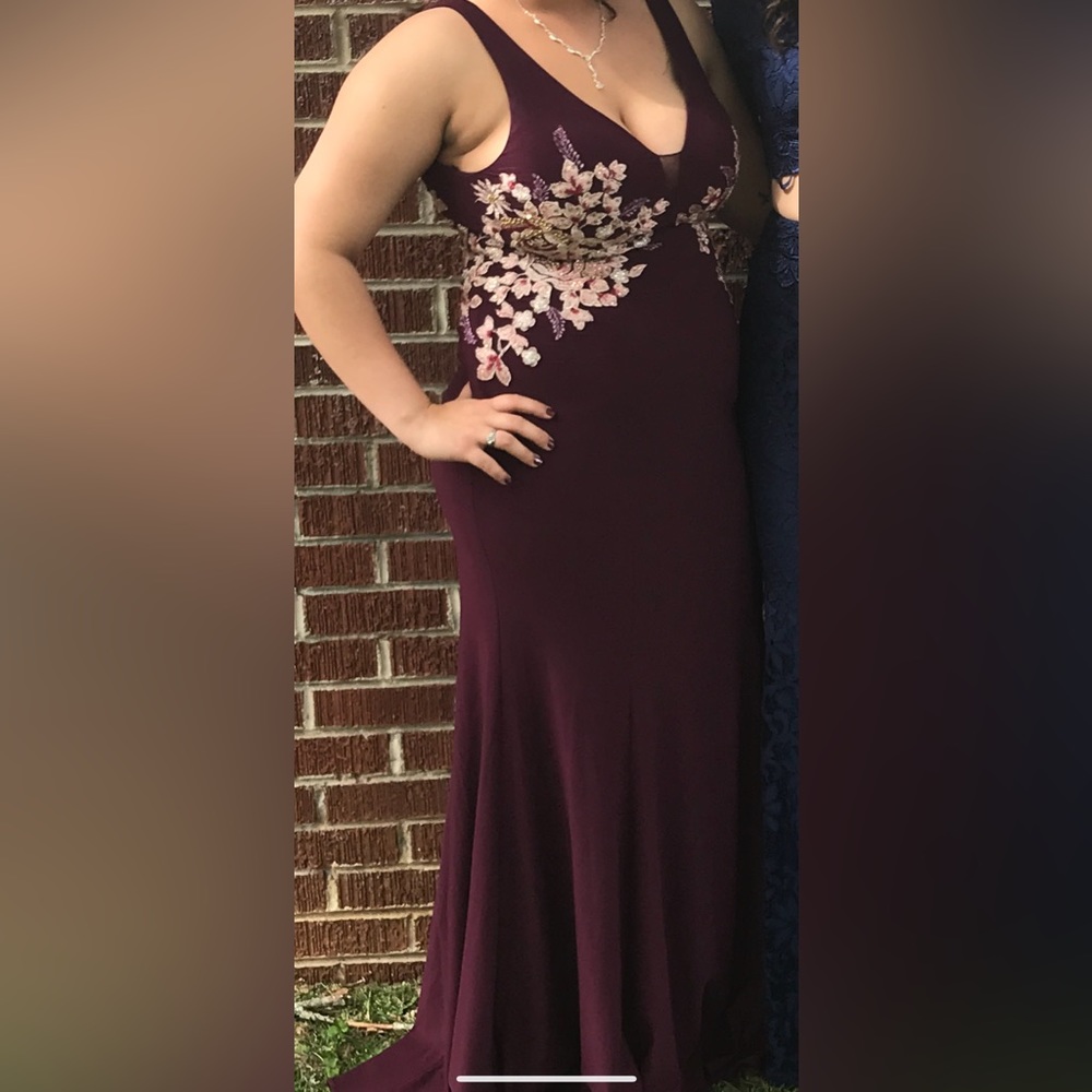 Xscape Maroon/Burgundy Floral Formal Dress